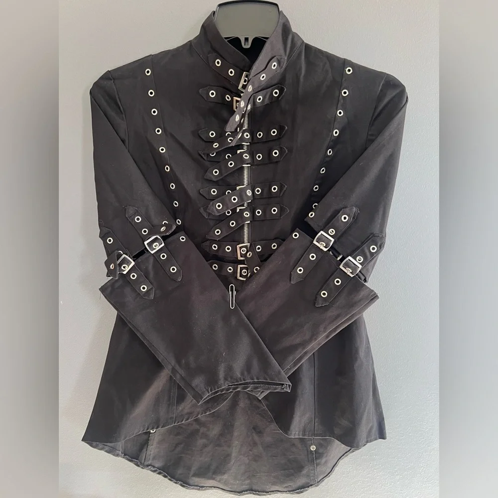 Mercy - Picture 4 of 8